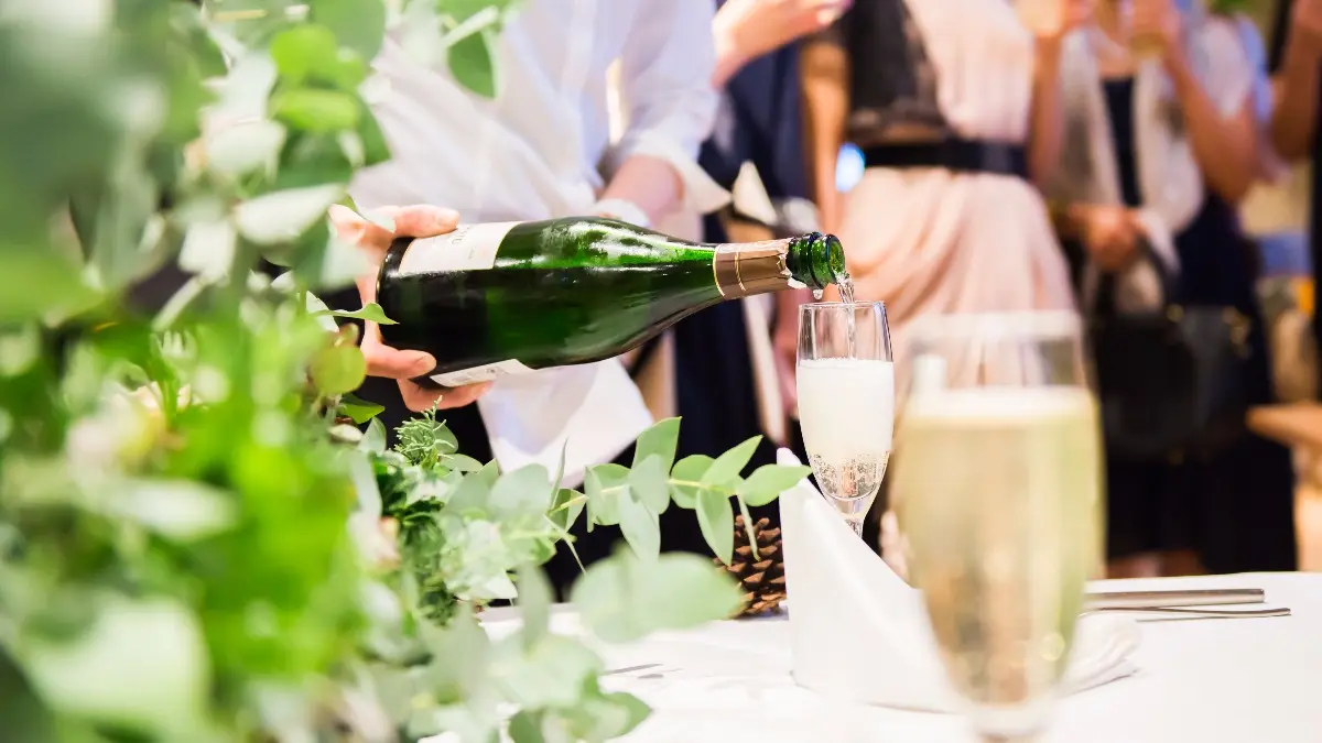 結婚式でゲストに渡すメニュー表って 必要 みんなのウェディングニュース