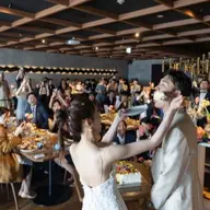 友人のみの結婚パーティー、何から始める？費用・会費・服装の疑問を実例付きで完全解決！