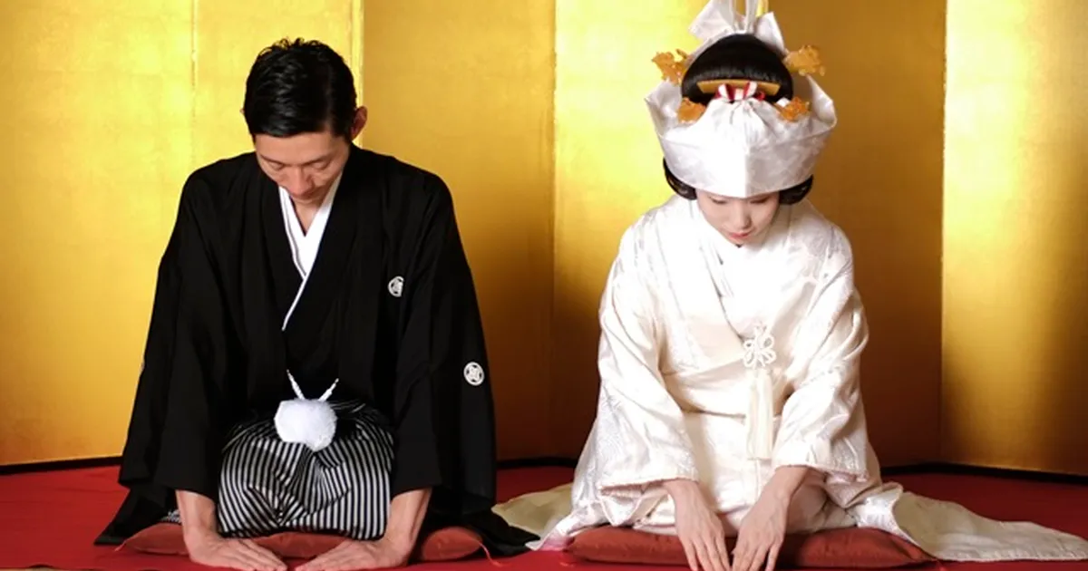 和婚の定番衣裳 色打掛 引き振袖それぞれの比較 選び方 みんなのウェディングニュース
