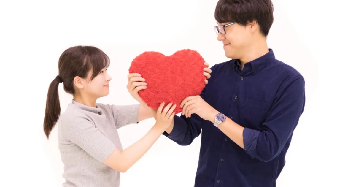 仕事が忙しい彼氏 との理想的な付き合い方 連絡頻度や結婚を考える時とは みんなのウェディングニュース