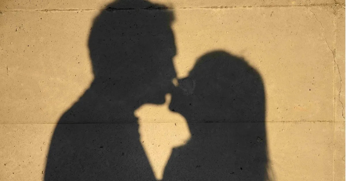 キスに 性的な刺激を求める 男性と 愛情を求める 女性 キスに求めること 確かめることは男女でこんなに違う みんなのウェディングニュース キスに 性的な刺激を求める 男性と 愛情を求める 女性 キスに求めること 確かめることは男女でこんなに違う みんなのウェディングニュース