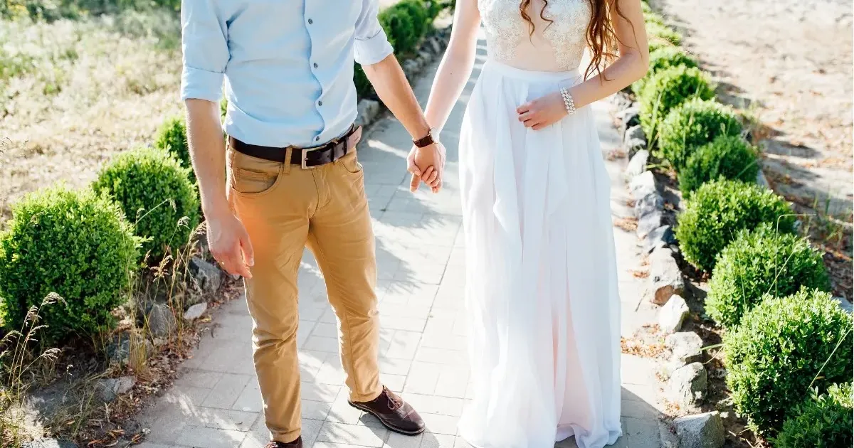 21年版 プロポーズのプレゼントは指輪以外でもok 花嫁の本音を徹底調査 みんなのウェディングニュース