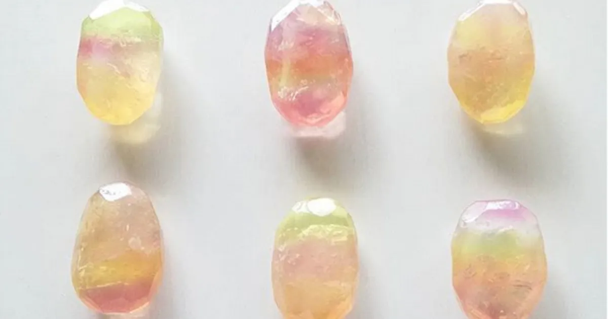 実用性もsns映えも プチギフトはゲストが喜ぶ 宝石石鹸 で決まり みんなのウェディングニュース