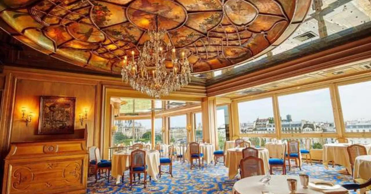 開業33周年記念 ホテルニューオータニ トゥールダルジャン 東京 のアニバーサリーコース みんなのウェディングニュース