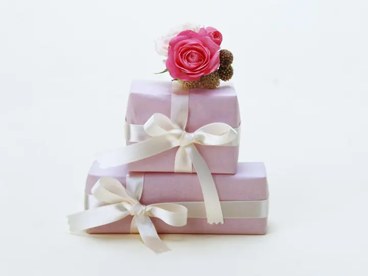 結婚式の引き出物 引菓子の準備は式場に任せる 自分で手配する みんなのウェディングニュース