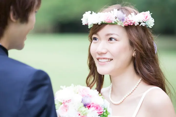 結婚式当日初めて出会う新郎新婦 ロマンチック過ぎるファーストミート演出とは みんなのウェディングニュース