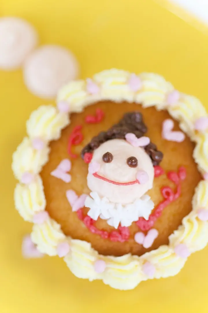 バレンタインチョコ プレゼントの渡し方 効果的な演出方法は みんなのウェディングニュース