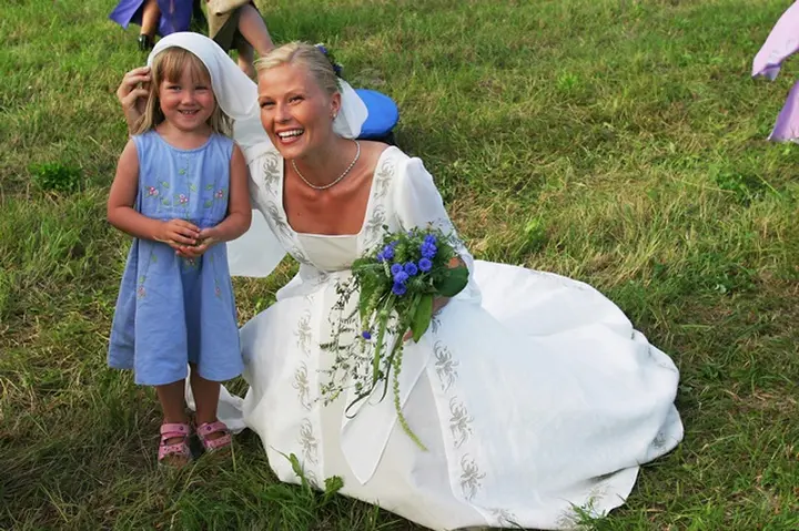 結婚式に子連れで参加は大変 アンジェブリッサ で体験しました みんなのウェディングニュース