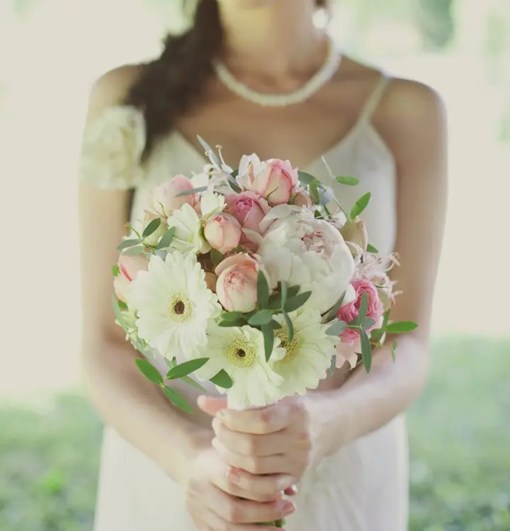 もう迷わない ブーケ選びをスムーズに進める7つのステップ みんなのウェディングニュース