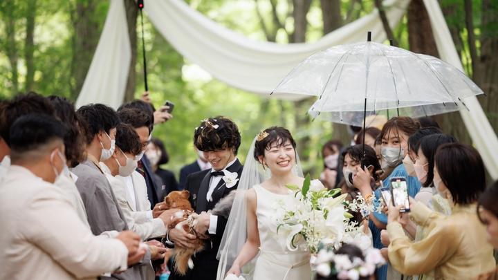 雨の結婚式は実は縁起が良い！おすすめ演出・スピーチ例文・ゲストへの 
