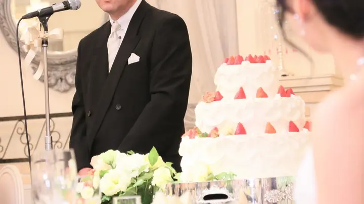 プロが教える】結婚式の挨拶・スピーチ成功コツ！事前準備と本番の流れ