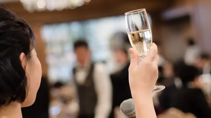 実際アリ 6割以上が期待してる 結婚式での出会い 恋愛に発展させるコツ みんなのウェディングニュース