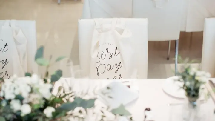 花嫁qa 引き出物の定番 カタログギフト は実際ゲストに喜ばれる みんなのウェディングニュース