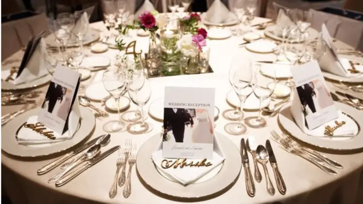 冬婚花嫁必見 クリスマスの時期にピッタリなオシャレ 手作り席札 アイデア 6選 みんなのウェディングニュース