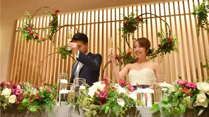 小柄な花嫁さん必見！こだわりのドレス＆装花で叶えたラグジュアリー 