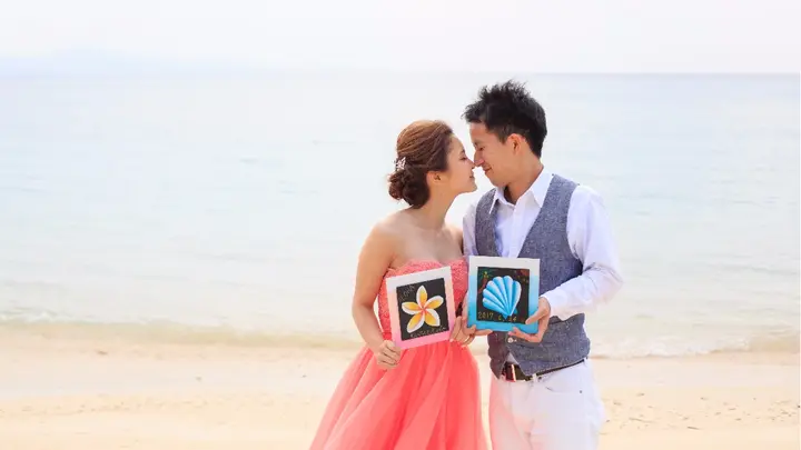 結婚式拝見 沖縄の伝統も ハワイアンな雰囲気も 地元の名護市で叶えたウェディング みんなのウェディングニュース