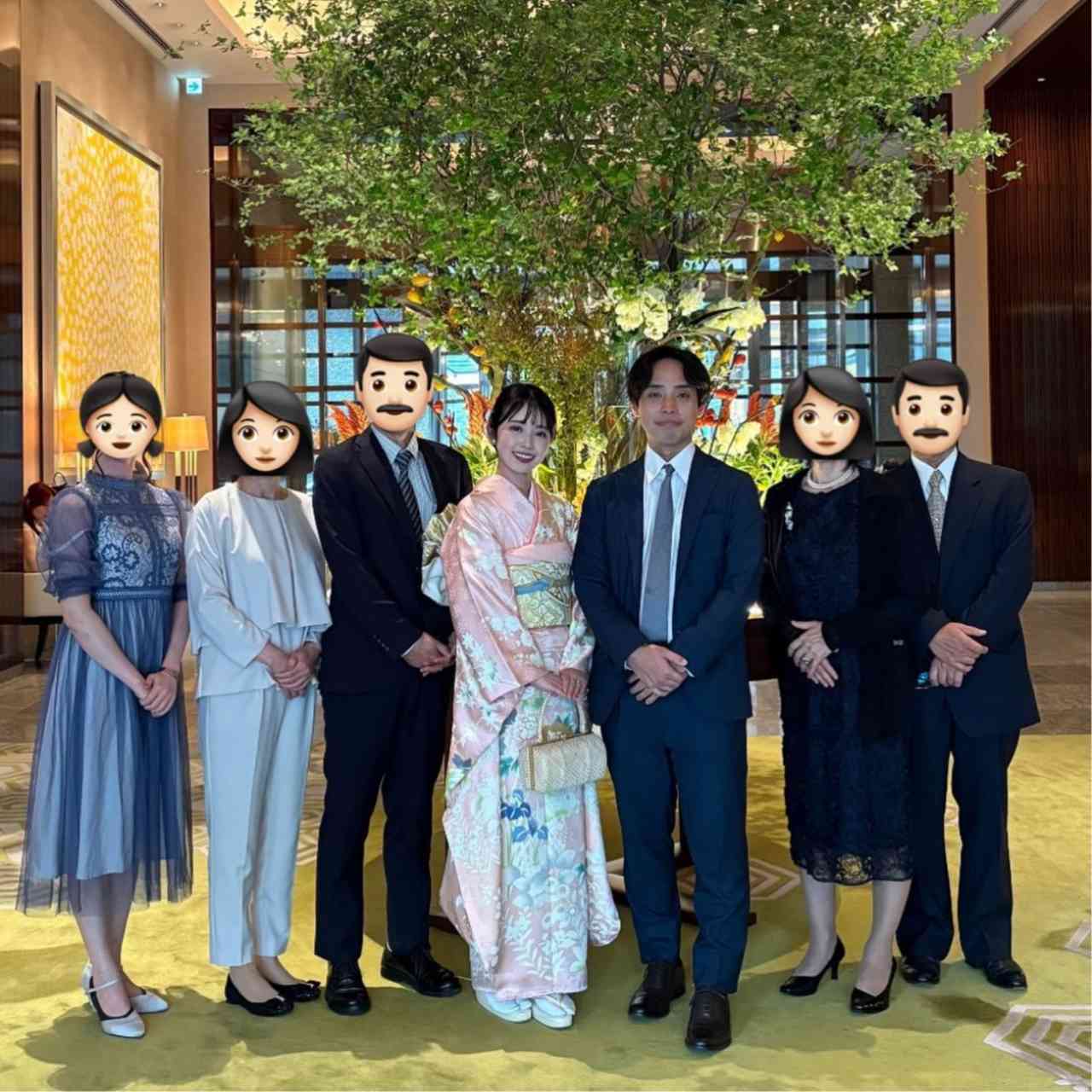 モノトーンコーデの集合写真