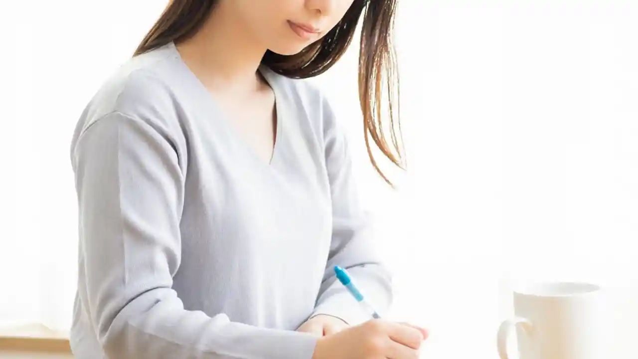 親族の結婚式と重なり欠席する場合