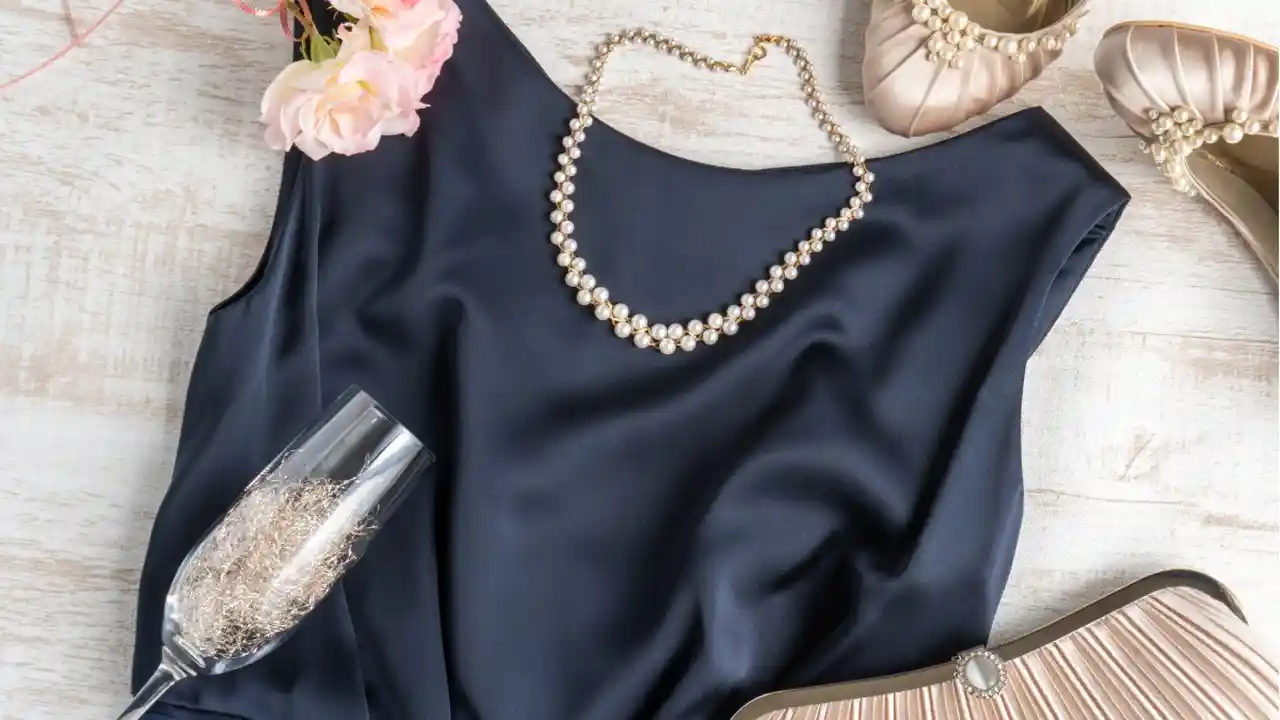 お呼ばれ服装の正解を知って、笑顔で結婚式に参列しよう