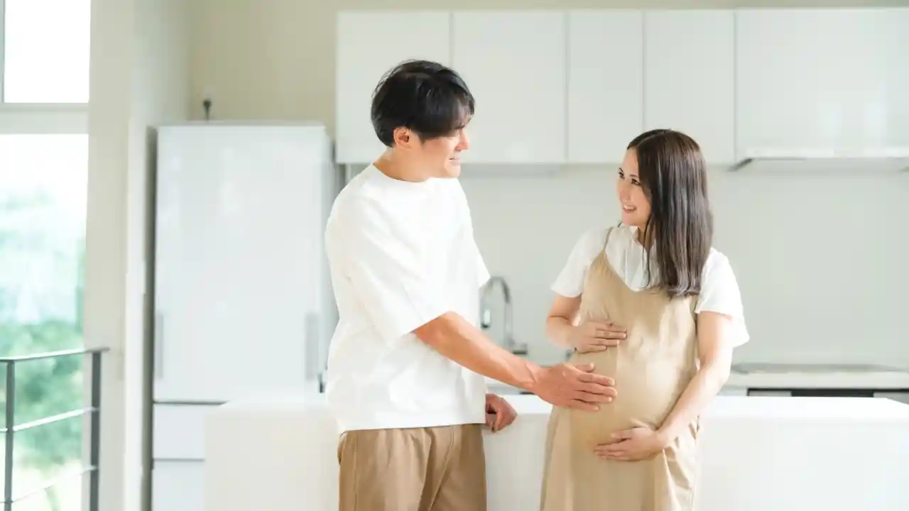 妊婦と男性のショット