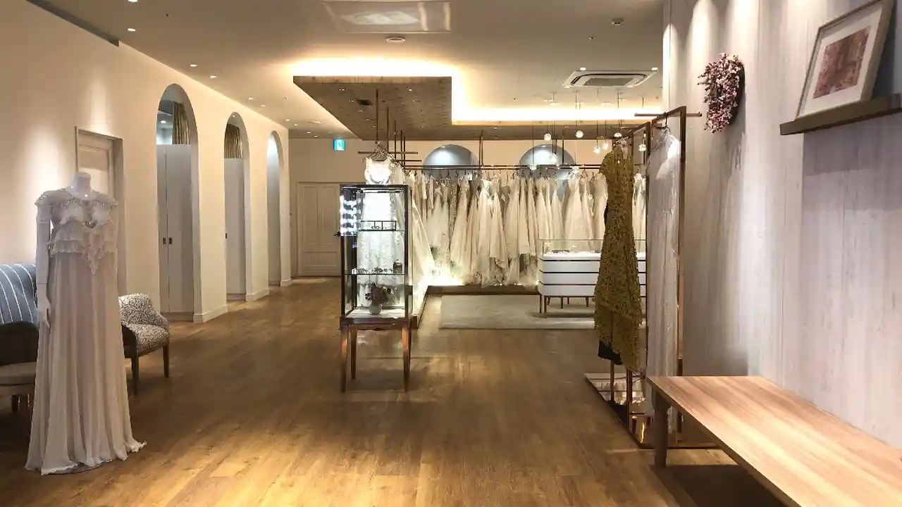 アニヴェルセル表参道