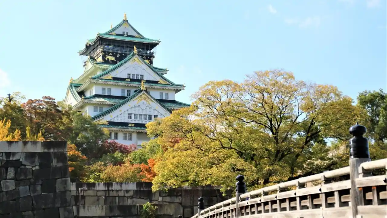 お城ウェディング