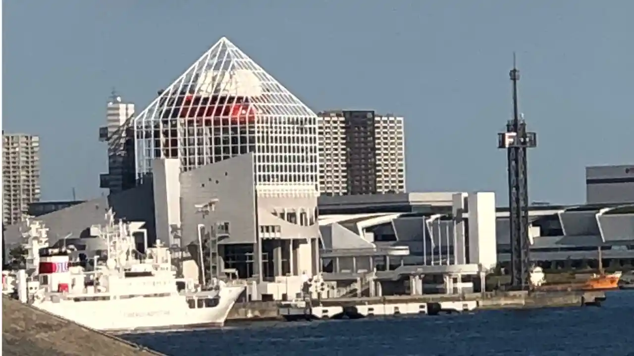 旧印刷工場を改装したPARADISE GARAGE