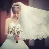 「結婚する娘にまとまったお金をご祝儀として渡したいが、どのくらいの金額が妥当？」という母親の相談に「援助しなくても…」の声が続々！