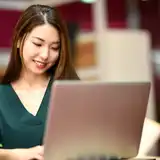 【参列してみてどうだった?】新しいスタイル「オンライン結婚式」の聞きたくてなかなか聞けないゲストの声集めました!