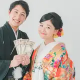 【結婚にはお金が重要…が本音?】アンケートできいた!結婚相手の年収、やっぱり気になる?いくらが理想?