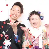 インパクト大な演出は必見！最高にCoolなボタニカルウェディング