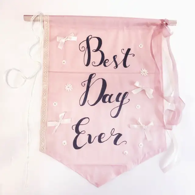 プチプラdiy 挙式に ナチュラルかわいいウェディングフラッグ みんなのウェディングニュース