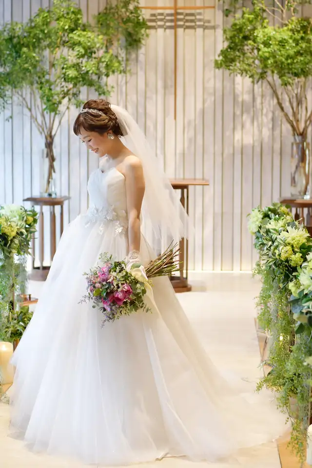 低身長向け】グランマニエ ウェディングドレス （低身長の花嫁に似合う  